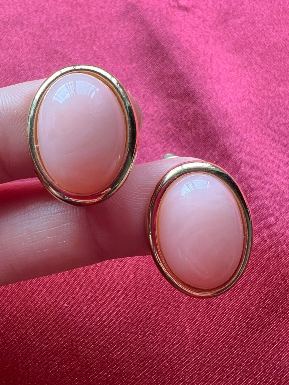Trifari Gold Tone Oval Clip On Earrings with Light Pink Stone